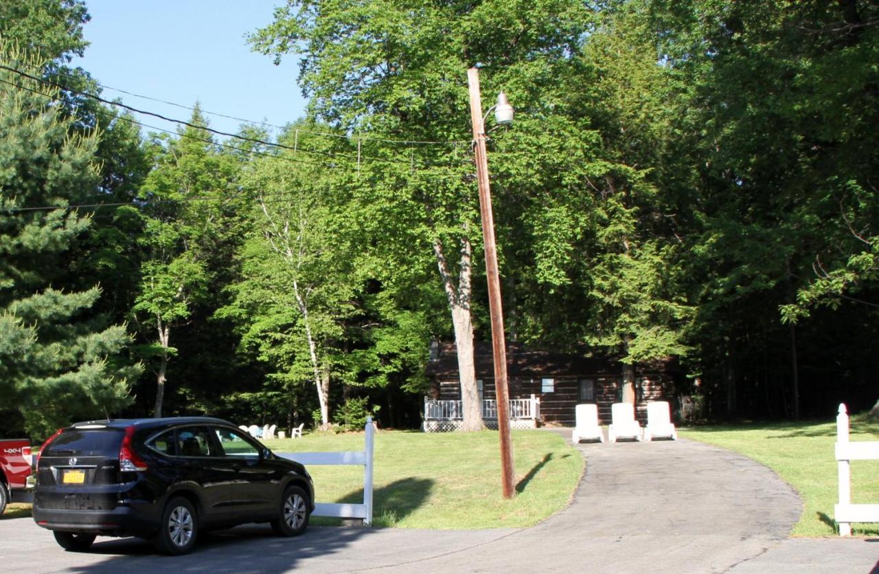 Rock Castle Resort Lake George Exterior photo