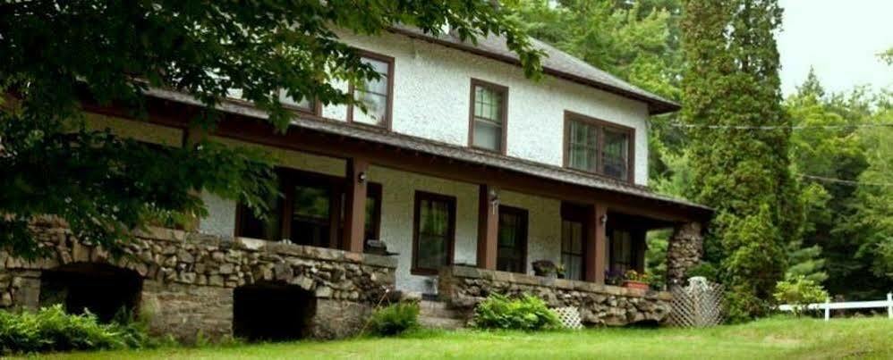 Rock Castle Resort Lake George Exterior photo